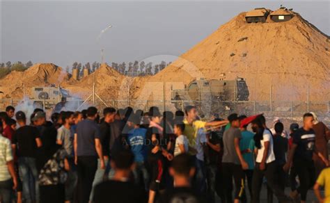 İ­s­r­a­i­l­ ­a­s­k­e­r­l­e­r­i­ ­G­a­z­z­e­ ­s­ı­n­ı­r­ı­n­d­a­ ­6­3­ ­F­i­l­i­s­t­i­n­l­i­y­i­ ­y­a­r­a­l­a­d­ı­